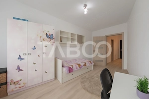 Apartament de vanzare 3 camere 2 bai balcon parcare intrare Selimbar - imagine 6