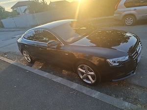 Vând Audi A 5