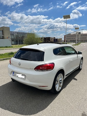 Vw Scirocco 2.0 diesel  - imagine 8