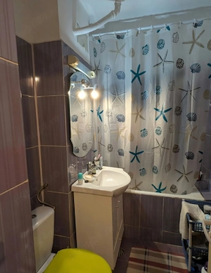 Vand apartament cu două camere in Craiova zona Lăpuș  - imagine 5