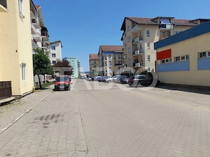 Apartament decomandat de inchiriat 2 camere balcon parcare Turnisor  - imagine 8