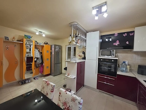 Apartament cu 4 camere, mobilat și utilat, 78 mp, pe Bd. Regele Mihai I - imagine 4