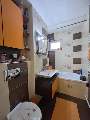Apartament cu 4 camere, mobilat și utilat, 78 mp, pe Bd. Regele Mihai I - imagine 11