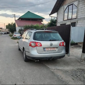   Dezmembrez s-au vând întreaga  