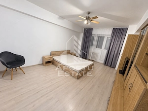 Apartament  cu 1 camera de inchiriat - zona Spitalul Judetean