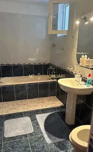 Casa cu 6 camere de inchiriat | Centrala | Parcare | - imagine 7