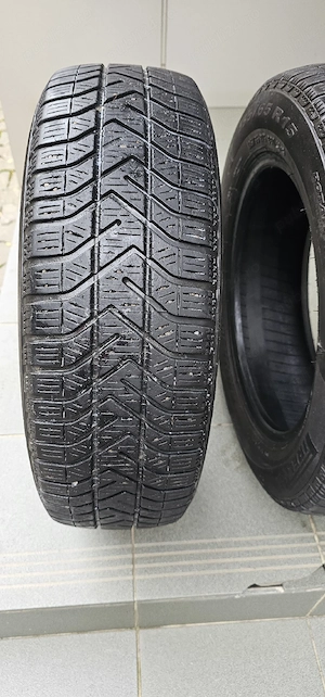 Cauciucuri Pirelli 185 65 15