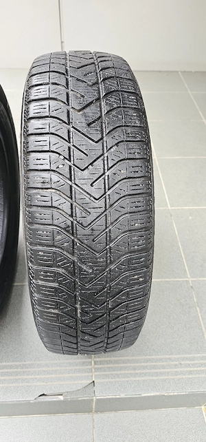 Cauciucuri Pirelli 185 65 15 - imagine 3