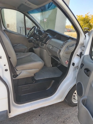 De vănzare :Renault Trafic 2.0 dCi, 2011.  - imagine 4