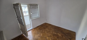Apartament de vanzare - imagine 2