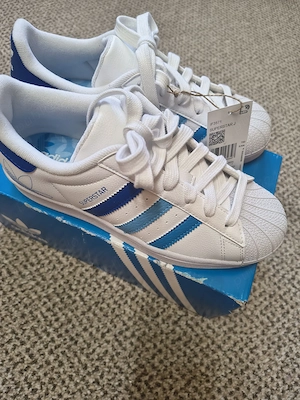 Pantofi sport Adidas măr 36 2 3, Superstar J