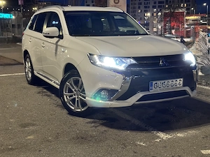 Mitsubishi Outlander PHEV 2016 4x4 Hibrid - imagine 10