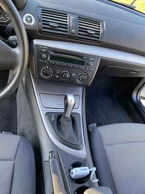BMW 118i AUTOMAT   138.000 Km   distributie schimbata   ISTORIC SERVICE - imagine 10