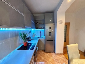 Apartament frumos in  zona Prefectura-Medicina - imagine 14