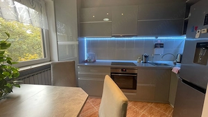 Apartament frumos in  zona Prefectura-Medicina - imagine 17