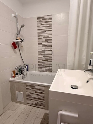 SOARELUI - BLOC NOU - 3 CAMERE - ETAJ 8 - LIFT - INCALZIRE PARDOSEALA - LOC PARCARE+BOXA - imagine 8