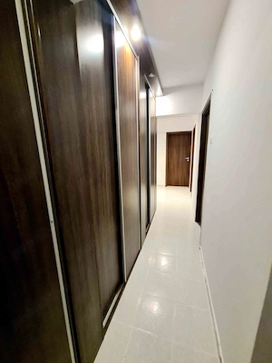 Apartament 3 camere langa Mega Mall - imagine 2