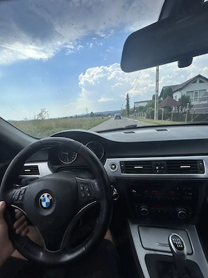 BMW e91 2009 184 cp 2000 D - imagine 3