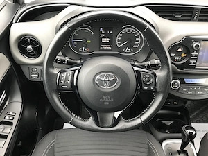 Toyota Yaris ACTIVE Hatchback - imagine 15