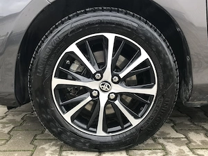 Toyota Yaris ACTIVE Hatchback - imagine 19