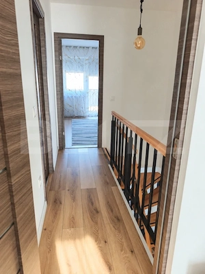 Casă modernă P+M de vânzare, cu terasă, balcon și parcare - imagine 5
