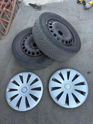 DE VÂNZARE – Set complet roți de iarnă Mercedes-Benz A-Class - imagine 2