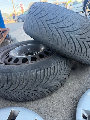 DE VÂNZARE – Set complet roți de iarnă Mercedes-Benz A-Class - imagine 3