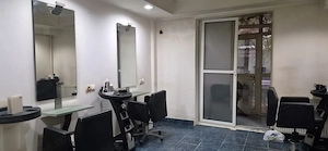 Vand apartament 2 camere, transformat in spatiu servicii, ultracentral, Pitesti, Bulevardul republic - imagine 8