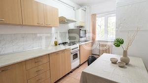 Aparatament 2 camere decomandat cu pivnita zona Centrala Sibiu - imagine 3