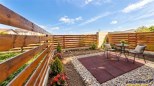 Un refugiu verde, cu gradina proprie si parcare, Sanpetru Residence, Brasov - imagine 7