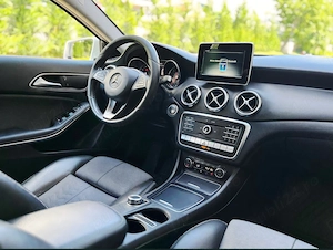 ***PROPRIETAR*Mercedes-Benz GLA 200d*4Matic*an 2017*Cutie Automata*Bi-Xenon*Navi*KeyLess GO*** - imagine 8
