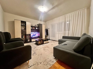 Apartament 3 camere, decomandat, 65 mp utili , etaj 2/4 -Girocului