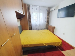 BLASCOVICI - AP. 1 CAMERA - mobilat, decomandat - CENTRALA PROPRIE - imagine 2