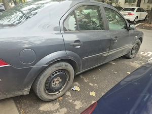 Vand Ford Mondeo 1.8 benzina - imagine 3