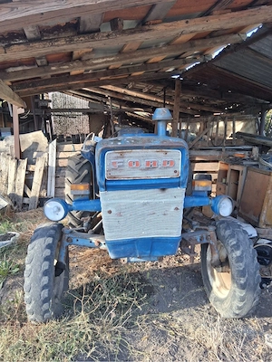 Vand tractor FORD si utilaje  - imagine 3