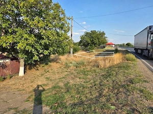 Teren de vanzare in Draganesti cu iesire la DN25 - imagine 3
