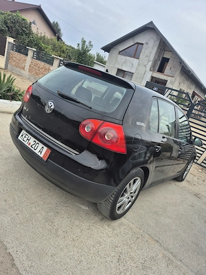 Volkswagen Golf 5 - imagine 3