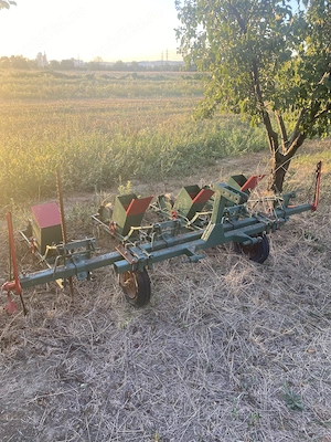 vând pachet tractor+ utilaje - imagine 3