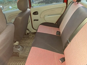 Vand Logan 1,5  Diesel 89000 de km - imagine 8