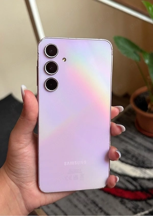 Vând Samsung A35