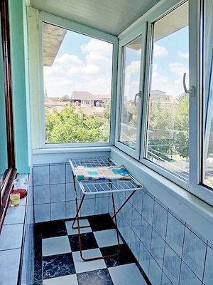 Zona Complexul Studențesc   De închiriat apartament cu două camere, cu centrală proprie, la 360 E. - imagine 8