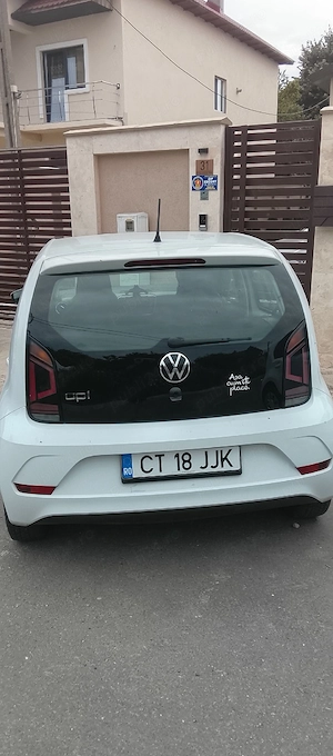Vw up an 2020 09 benzina euro 6 - imagine 4