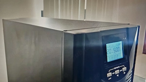UPS APC online pentru server sursa de alimentare neintreruptibila 2600W