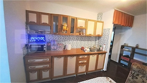 Apartament cu 2 camere, decomandat, cu parcare și boxă – Strada Hărmanului - imagine 4