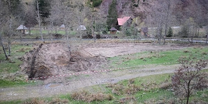 Teren 2000 mp Săticu de Sus   Deschidere Râul Dâmbovița & Drum Forestier (Valea lui Ivan) - imagine 3