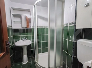 Apartament spatios cu vedere spre parc, 4 camere si parcare proprie - imagine 12