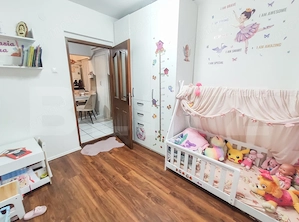Apartament spatios cu vedere spre parc, 4 camere si parcare proprie - imagine 9