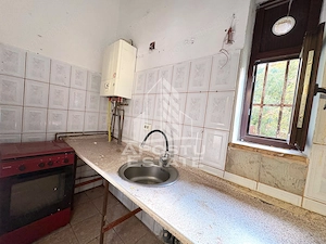 Apartament cu 3 camere la casa,curte comuna in zona Odobescu Timisoara - imagine 2