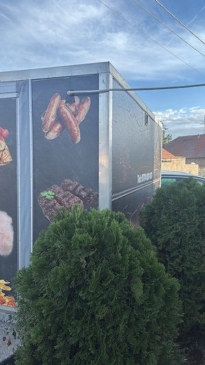 Rulota fast food complet utilata