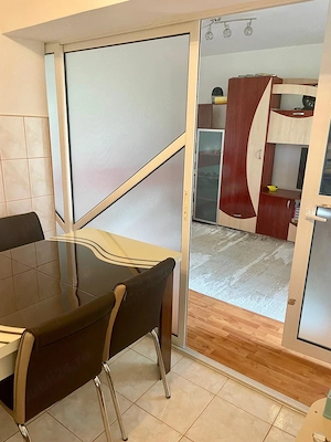 Închiriez apartament 2 camere - imagine 5